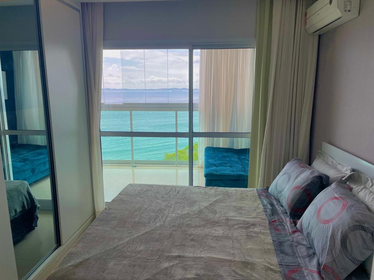 Cloc Marina Vista Mar P/ A Baia De Todos Os Santos Leilighet Salvador Eksteriør bilde