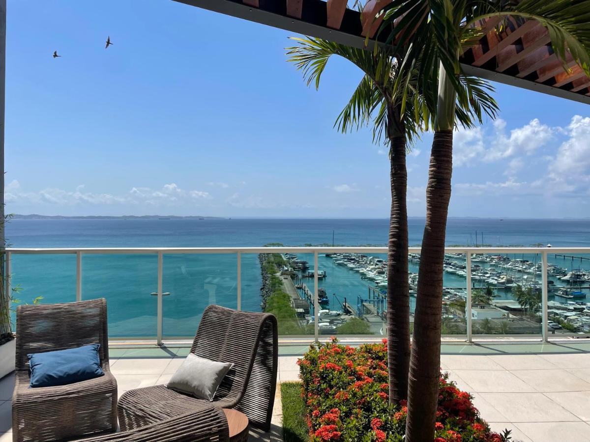 Cloc Marina Vista Mar P/ A Baia De Todos Os Santos Leilighet Salvador Eksteriør bilde