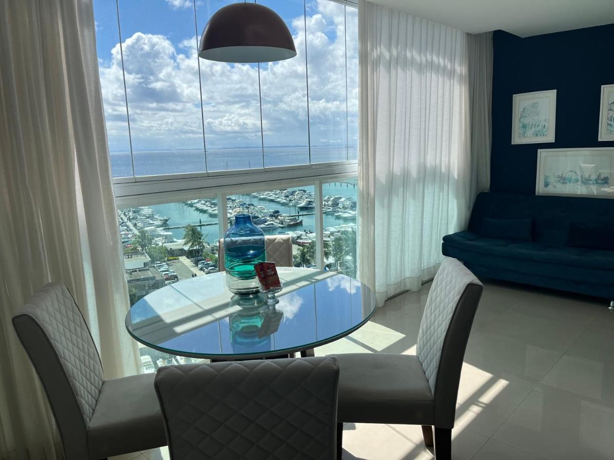 Cloc Marina Vista Mar P/ A Baia De Todos Os Santos Leilighet Salvador Eksteriør bilde