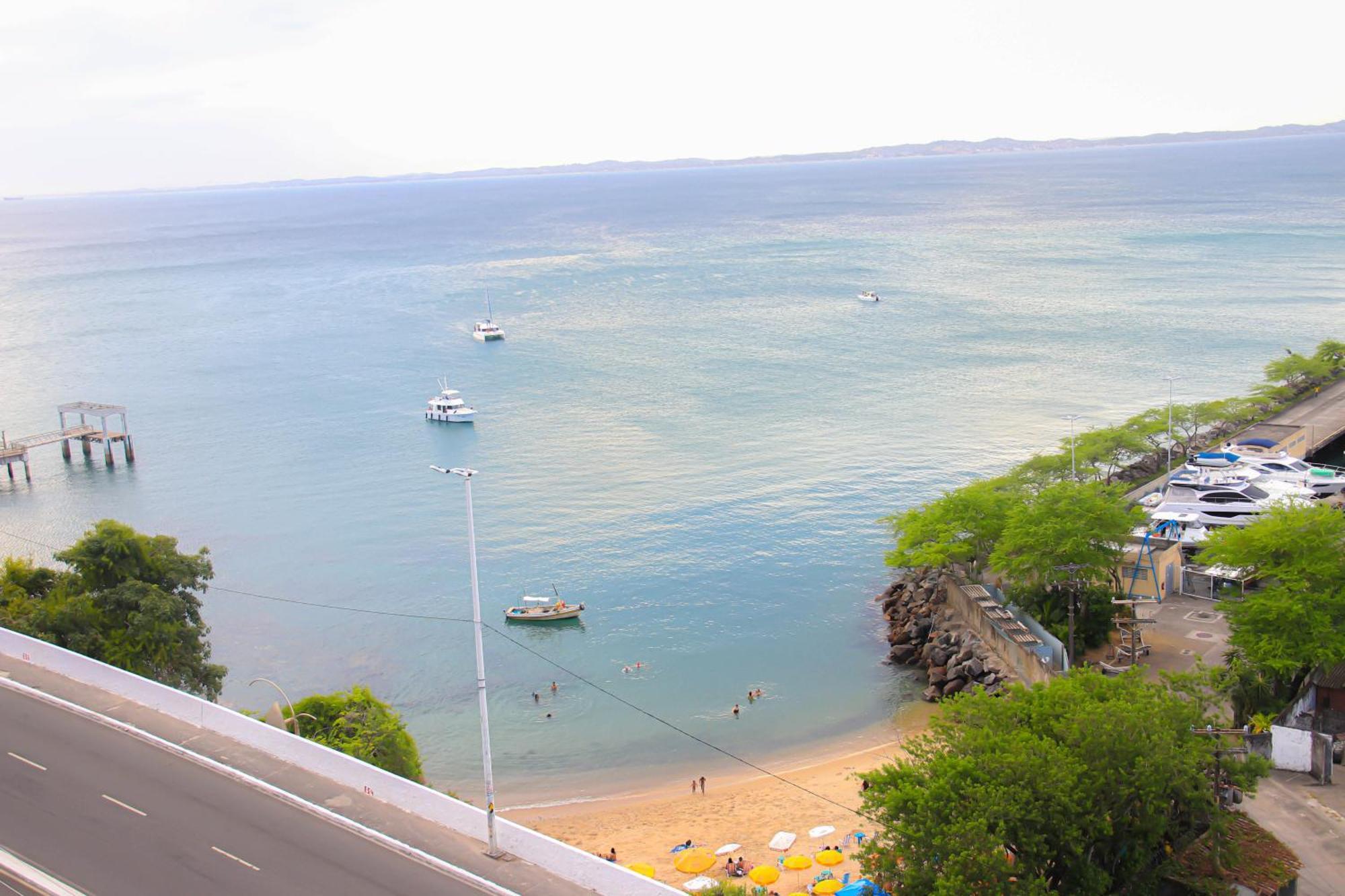 Cloc Marina Vista Mar P/ A Baia De Todos Os Santos Leilighet Salvador Eksteriør bilde