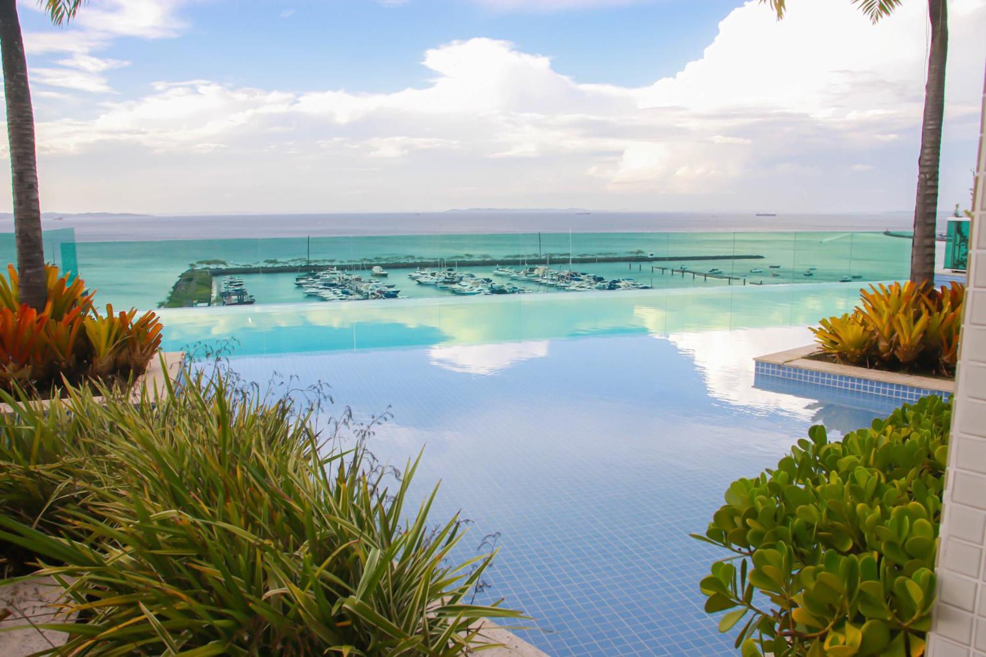 Cloc Marina Vista Mar P/ A Baia De Todos Os Santos Leilighet Salvador Eksteriør bilde