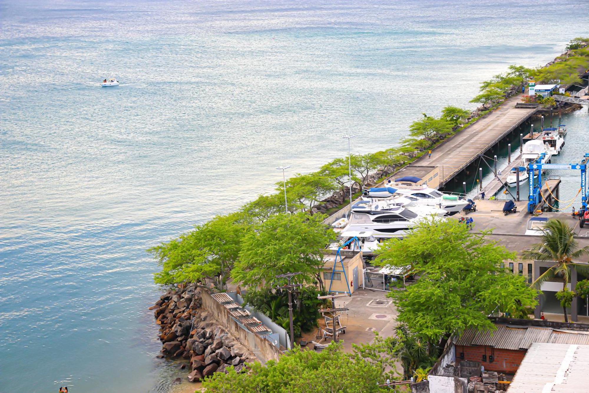 Cloc Marina Vista Mar P/ A Baia De Todos Os Santos Leilighet Salvador Eksteriør bilde