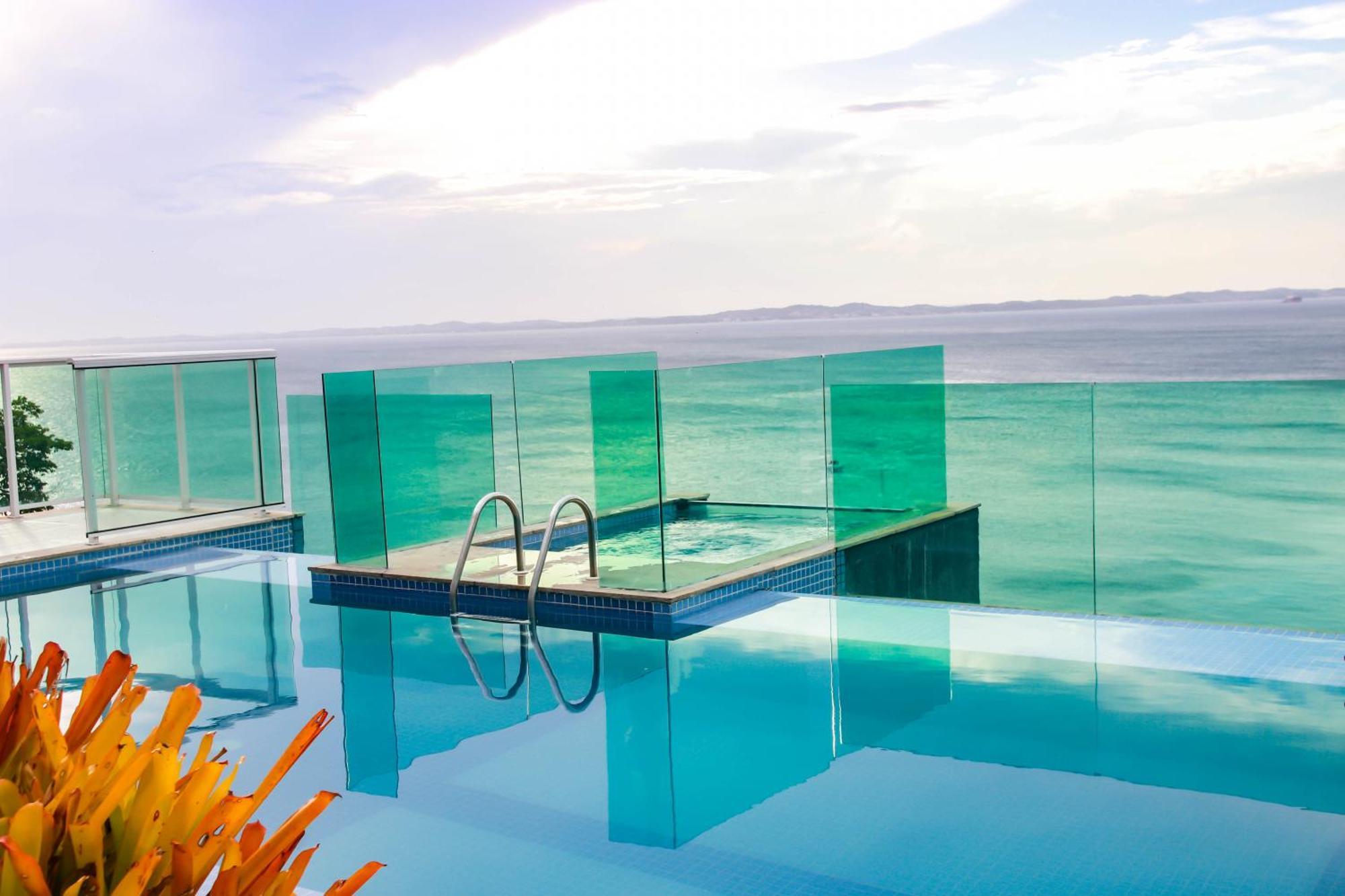 Cloc Marina Vista Mar P/ A Baia De Todos Os Santos Leilighet Salvador Eksteriør bilde