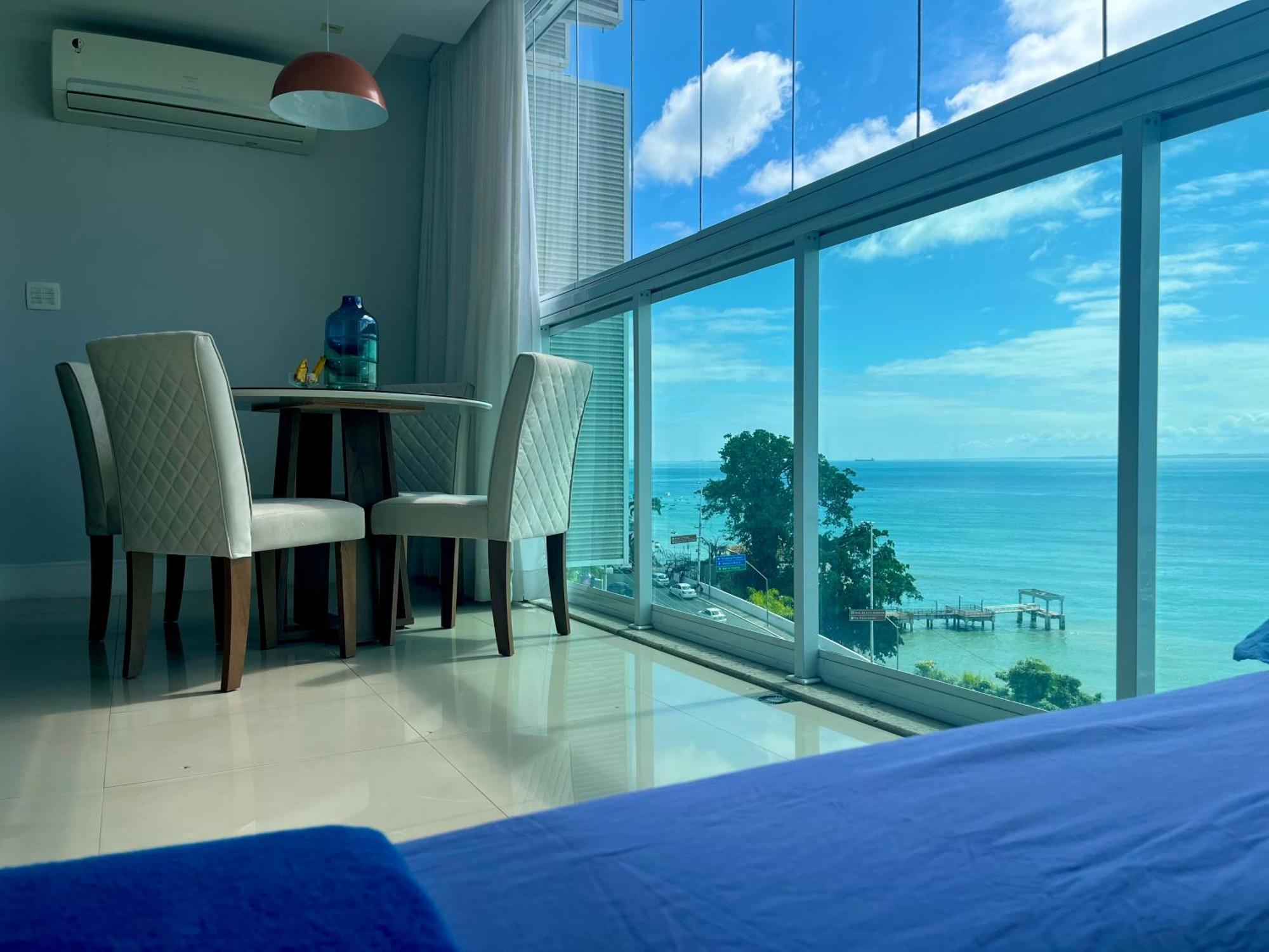 Cloc Marina Vista Mar P/ A Baia De Todos Os Santos Leilighet Salvador Eksteriør bilde
